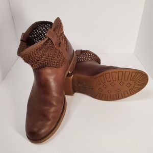 Timberland Ankle Boots w/ Loose Weave Upper - Sz 9